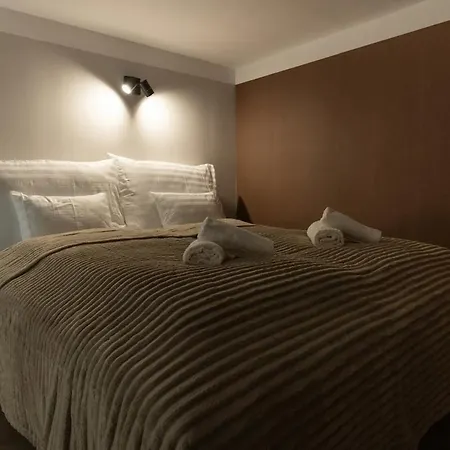 Downtown 3 - Compact Comfort Apartment *